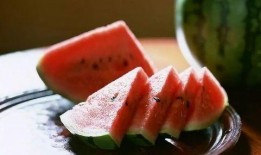 吃开瓜,探寻夏日消暑美食之旅