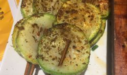 吃瓜烧烤店视频