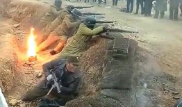 蹲路边的吃瓜群众