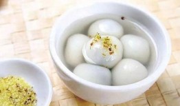 汤圆大早上吃瓜,开启甜蜜一天