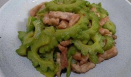 五中高二吃瓜,一场校园“吃瓜”盛宴背后的故事