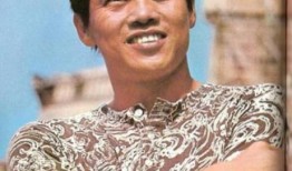 香港演员吃瓜图片,表情丰富引网友热议