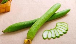 三根吃瓜