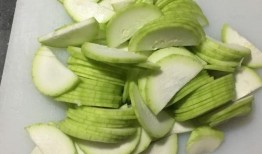 吃蒲瓜会上火吗,揭秘吃蒲瓜是否会引发上火