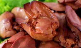 大瓜吃鸡肝视频,揭秘网红美食背后的故事