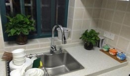 郑州工商厕所吃瓜