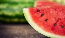 朋友圈最新吃瓜,揭秘娱乐圈惊天大事件！