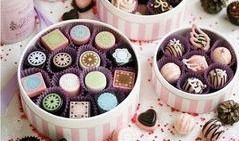 讲故事吃甜品吃瓜视频,跟随短视频探索甜品与娱乐的甜蜜融合