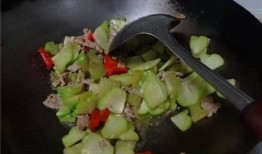 减肥吃佛手瓜行吗,天然低卡美食，轻松享瘦新选择”