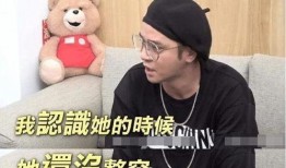 大佬文吃瓜情侣,揭秘娱乐圈情侣的甜蜜与争议